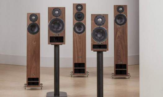 Nowa seria kolumn PMC Twenty5i w salonie Q21