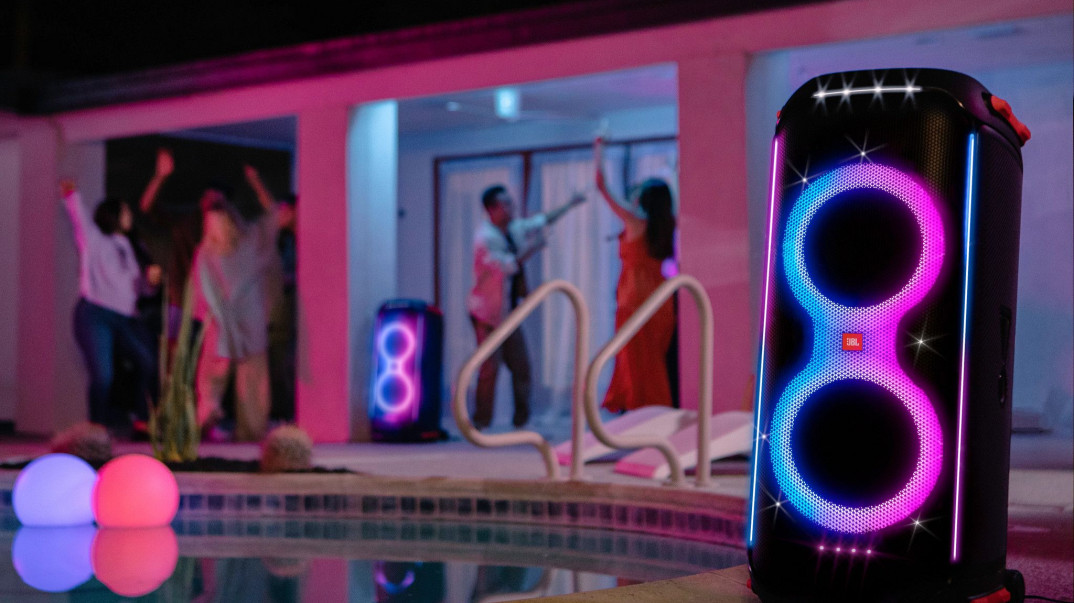 Głośnik bezprzewodowy JBL Parytbox 710