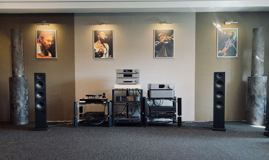 Q21 poleca: elektronika Cambridge Audio z serii CX i kolumny System Audio Saxo 60