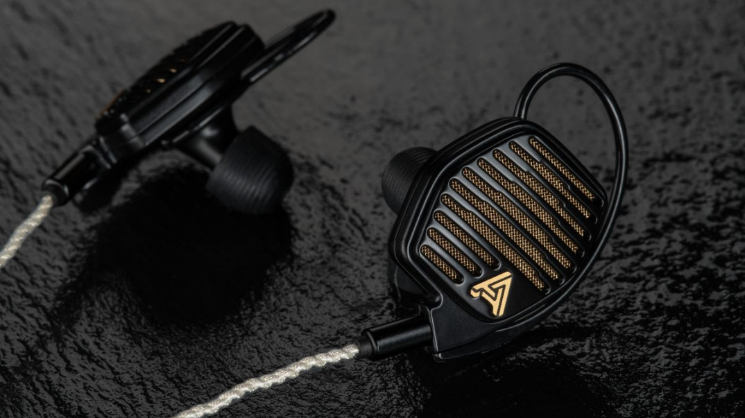 Referencyjne słuchawki douszne Audeze LCDi4