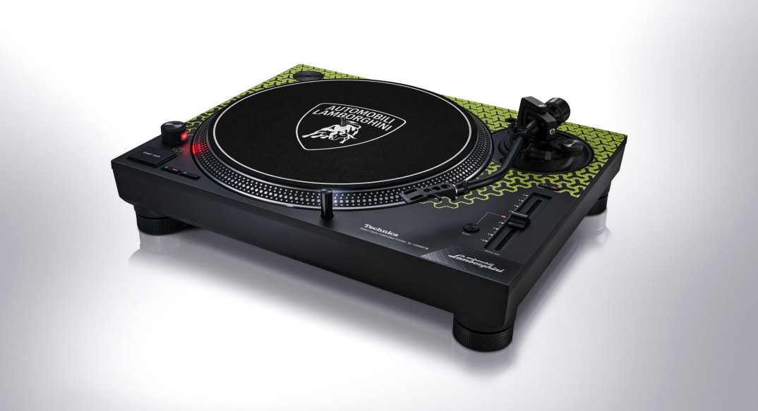 Technics i Automobili Lamborghini przedstawiają system gramofonowy z napędem bezpośrednim SL-1200M7B