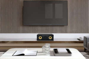 Nowe głośniki Davis Acoustics - centralny Courbet C i In-Wall 210 RO PRO