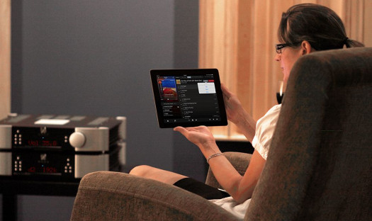 Kolumny Audiovector QR5 i system MOON by Simaudio: odsłuchy podczas Audio Video Show 2018 