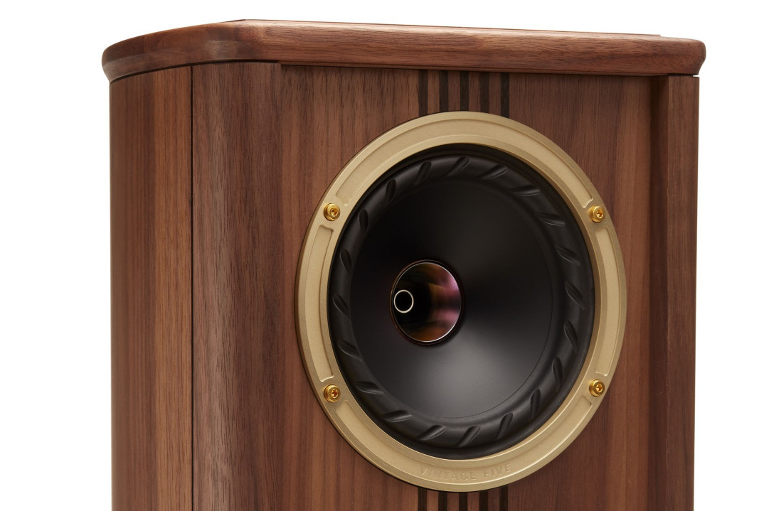 Nowe kolumny głośnikowe Fyne Audio: F1-8S i Vintage Five