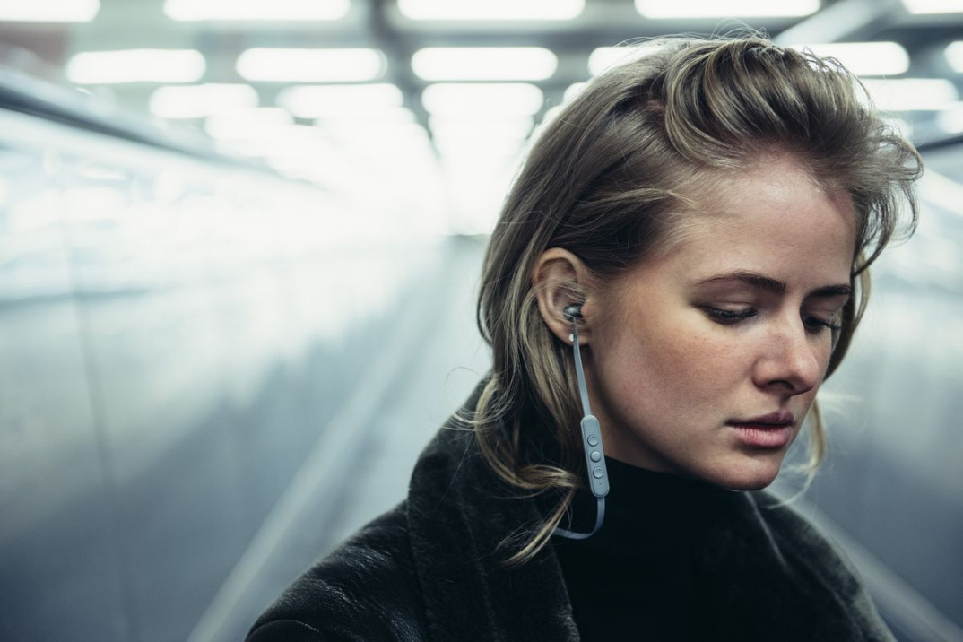 Bezprzewodowe słuchawki Jays a-Six