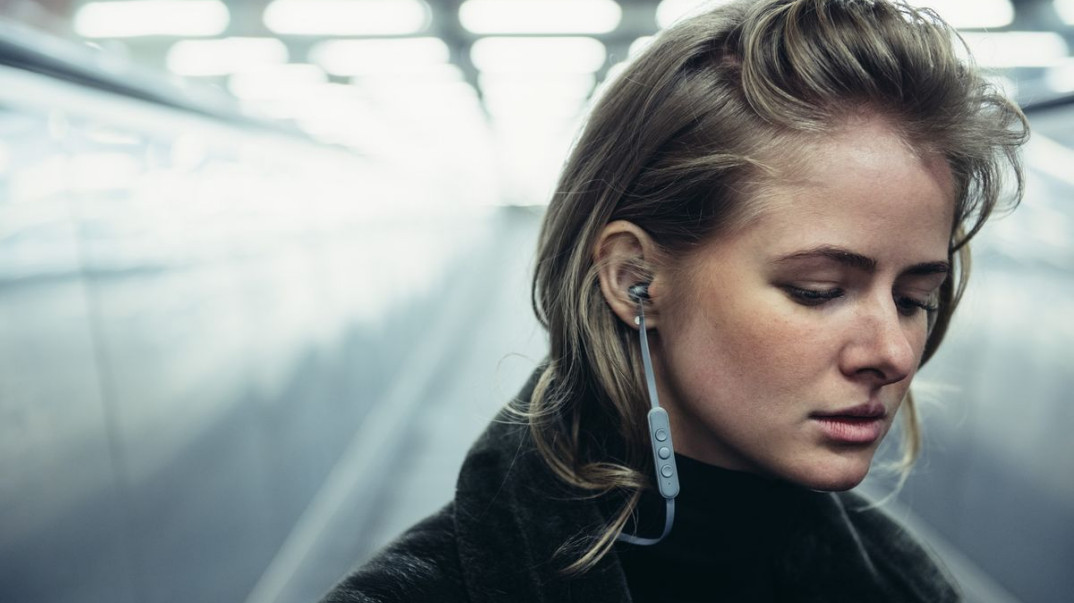 Bezprzewodowe słuchawki Jays a-Six