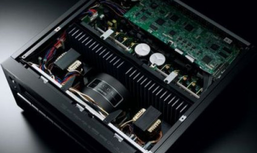 Festiwal amplitunerów wielokanałowych w salonie Q21