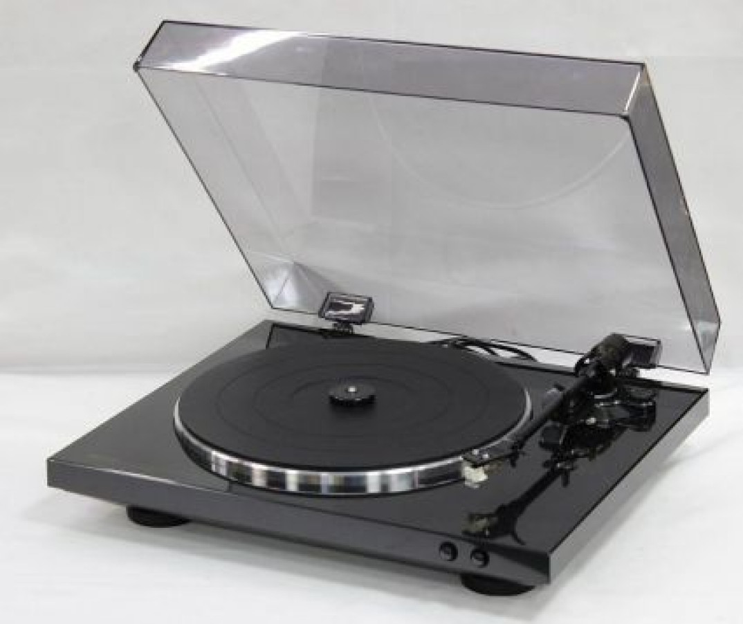 Gramofon Denon DP-300F w specjalnej cenie w salonie Q21