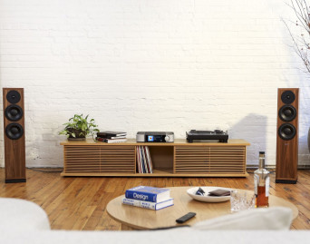 MOON 371 - nowy wzmacniacz strumieniujący o naprawdę dużych możliwościach