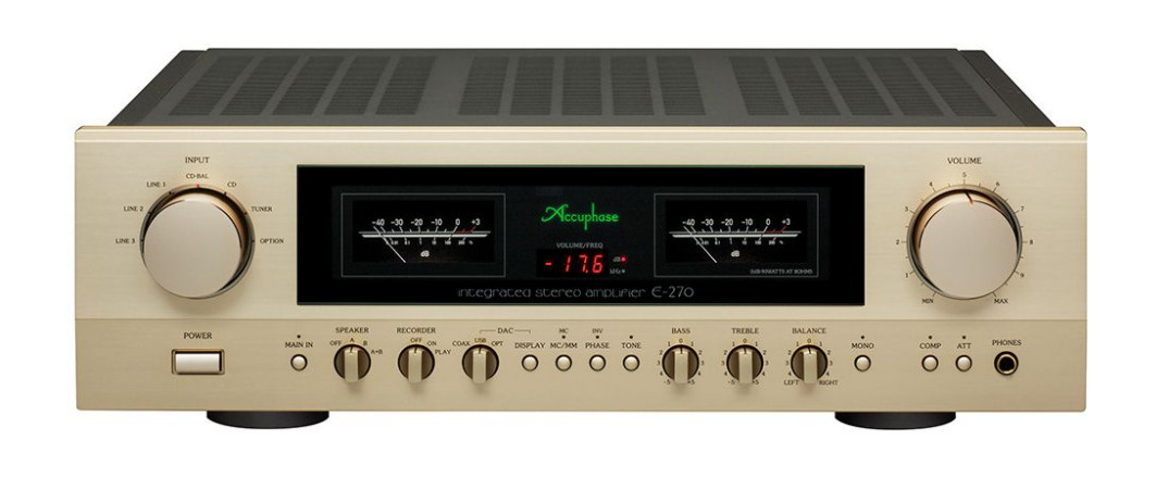 Accuphase E-270 w salonie MegaHz