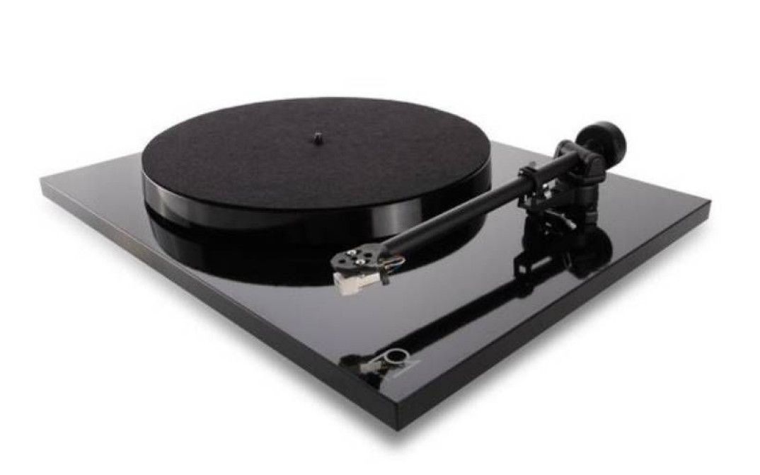 Gramofon Rega Planar 1 w ofercie salonu Q21