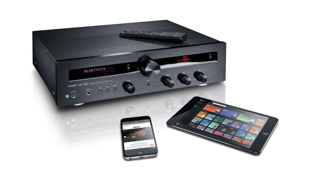 Magnat MR750 - nowy hybrydowy amplituner stereofoniczny w ofercie Q21