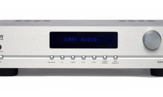 Cary wciąż na lampach