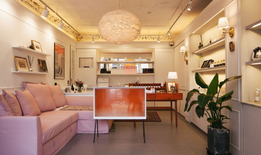 Telewizor Samsung The Serif debiutuje na polskim rynku