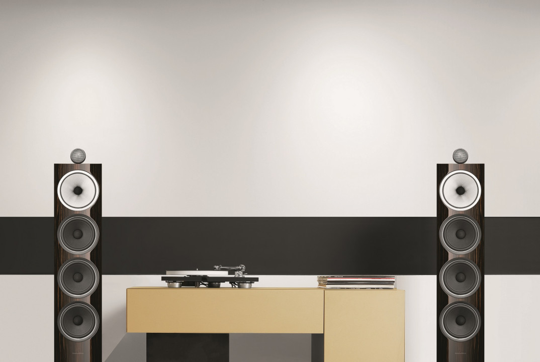 Dwa modele kolumn Bowers &amp; Wilkins zyskują status Signature