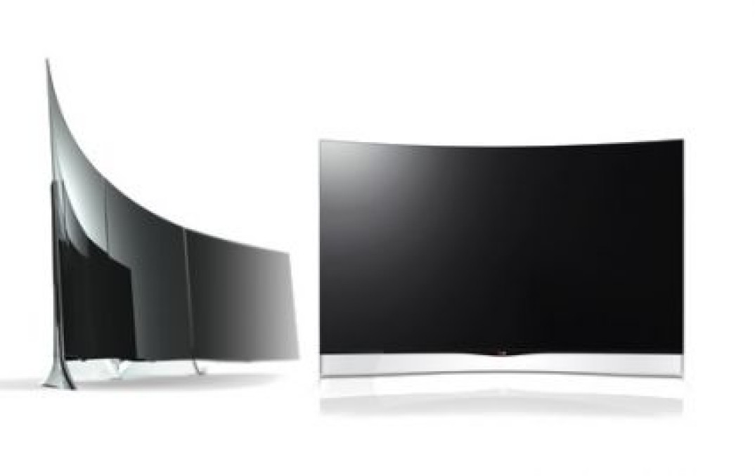 LG OLED z zakrzywionem ekranem w przedsprzedaży