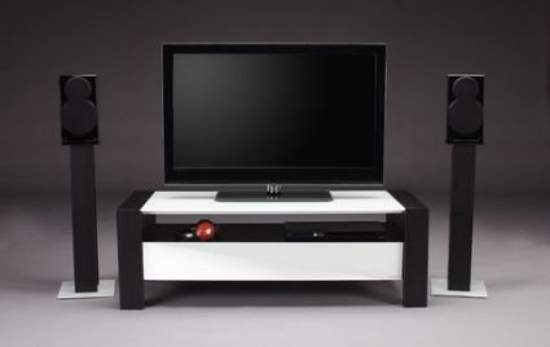 Stoliki RTV: Saeby, Kubben WB, Lunde