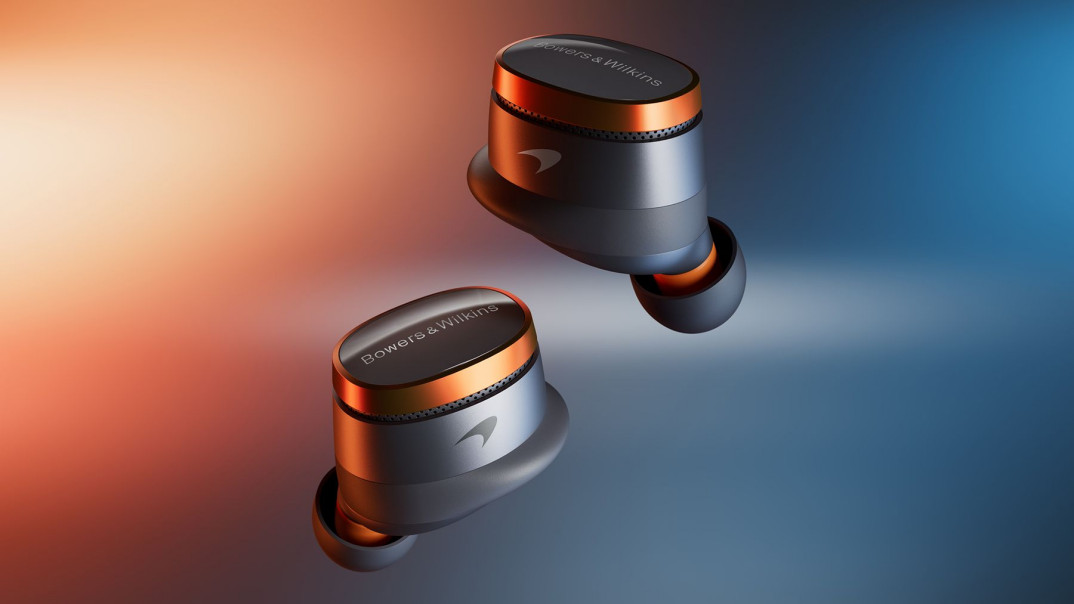 Bowers &amp; Wilkins Pi8 McLaren Edition – topowe słuchawki True Wireless w nowej odsłonie