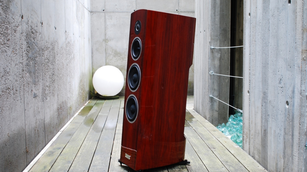 Taga Harmony Diamond F-200