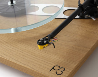 Rega Planar 3 w nowym wybarwieniu -  Light Oak