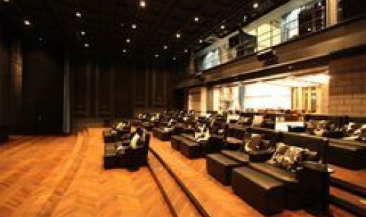 Super kino z super dźwiękiem