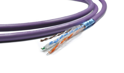 MDC1820 - pierwszy przewód sieciowy (skrętka) Melodiki