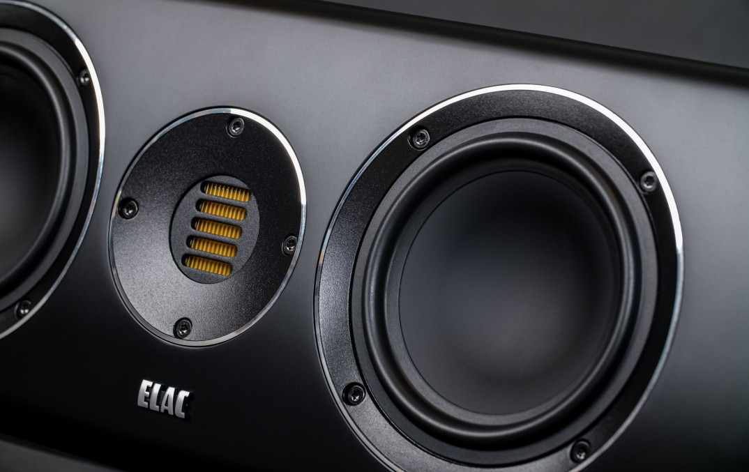 Nowe kolumny głośnikowe ELAC z serii Carina