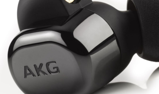 AKG 