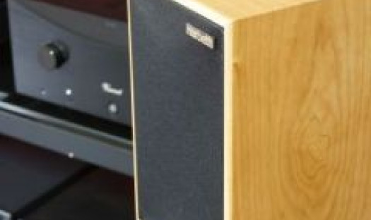 Prezentacje najmniejszych monitorów Harbeth P3ESR w pabianickim salonie Q21