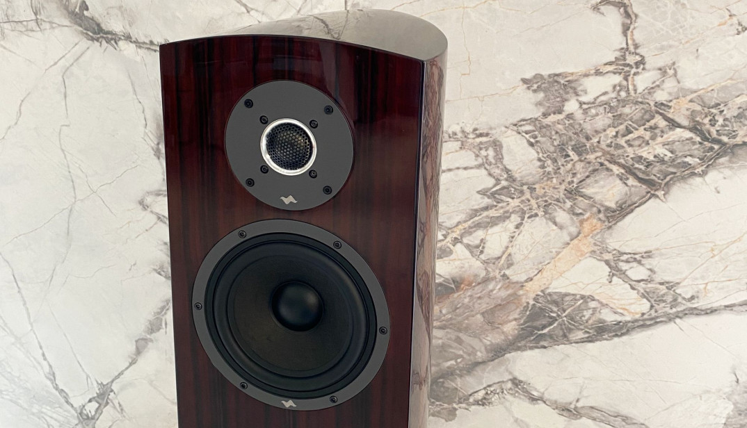 Nowe monitory Taga Harmony - Diamond B-60 v.3