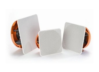 Czym wyróżniają się głośniki stosowane w instalacjach?