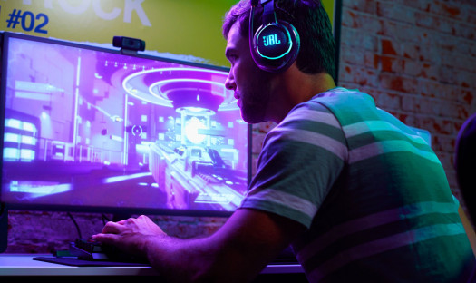 Bezprzewodowy zestaw słuchawkowy JBL Quantum 810 Wireless