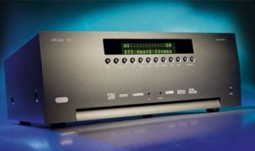 Flagowy, referencyjny amplituner ARCAM AVR750 w salonie Q21
