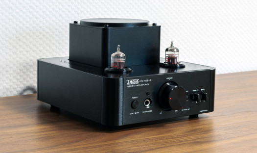 Wzmacniacz zintegrowany klasy A/B Taga Harmony HTA-700B v.3
