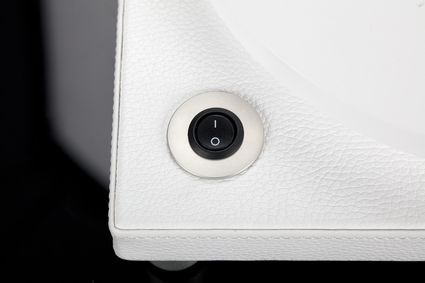 goldenote_valore_compact_leather3_max