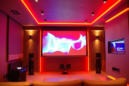 patron_widok_pokoju_kinowego_max