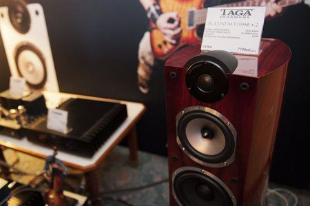 Taga Harmony Platinum F100SE v2