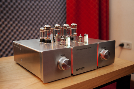 Wzmacniacz lampowy UNITRA Edward