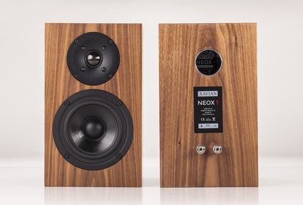 Nowe monitory Xavian NEOX1