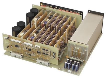 accuphase_c2820_2_max